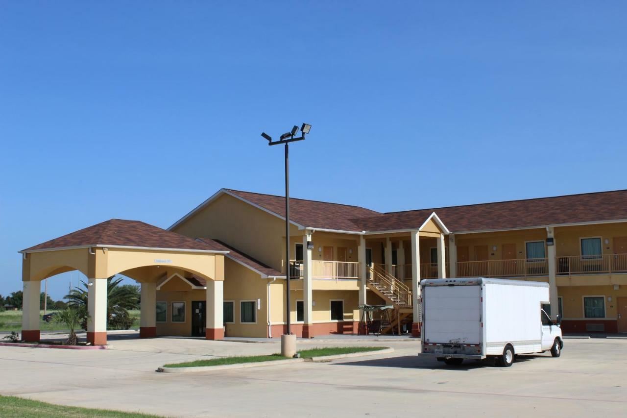 Horizon Inn & Suites Pearsall Kültér fotó