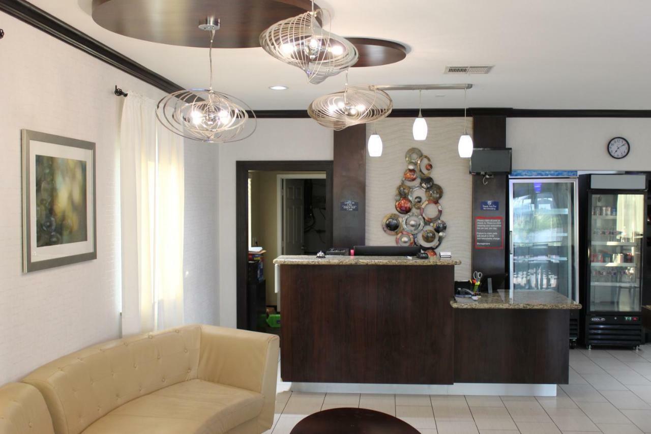 Horizon Inn & Suites Pearsall Kültér fotó